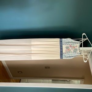 Embroidered maxi dress